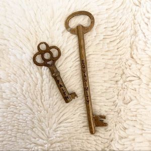 Bronze-Tone Key Charms Faith & Equanimity